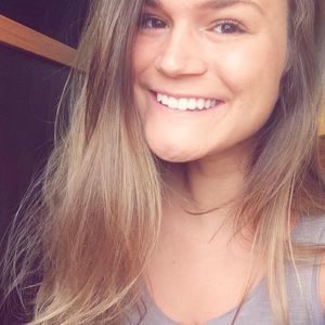 Meet your Posher, Joelle